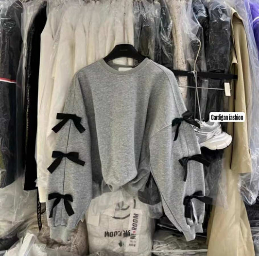 Áo hoodie gắn nơ